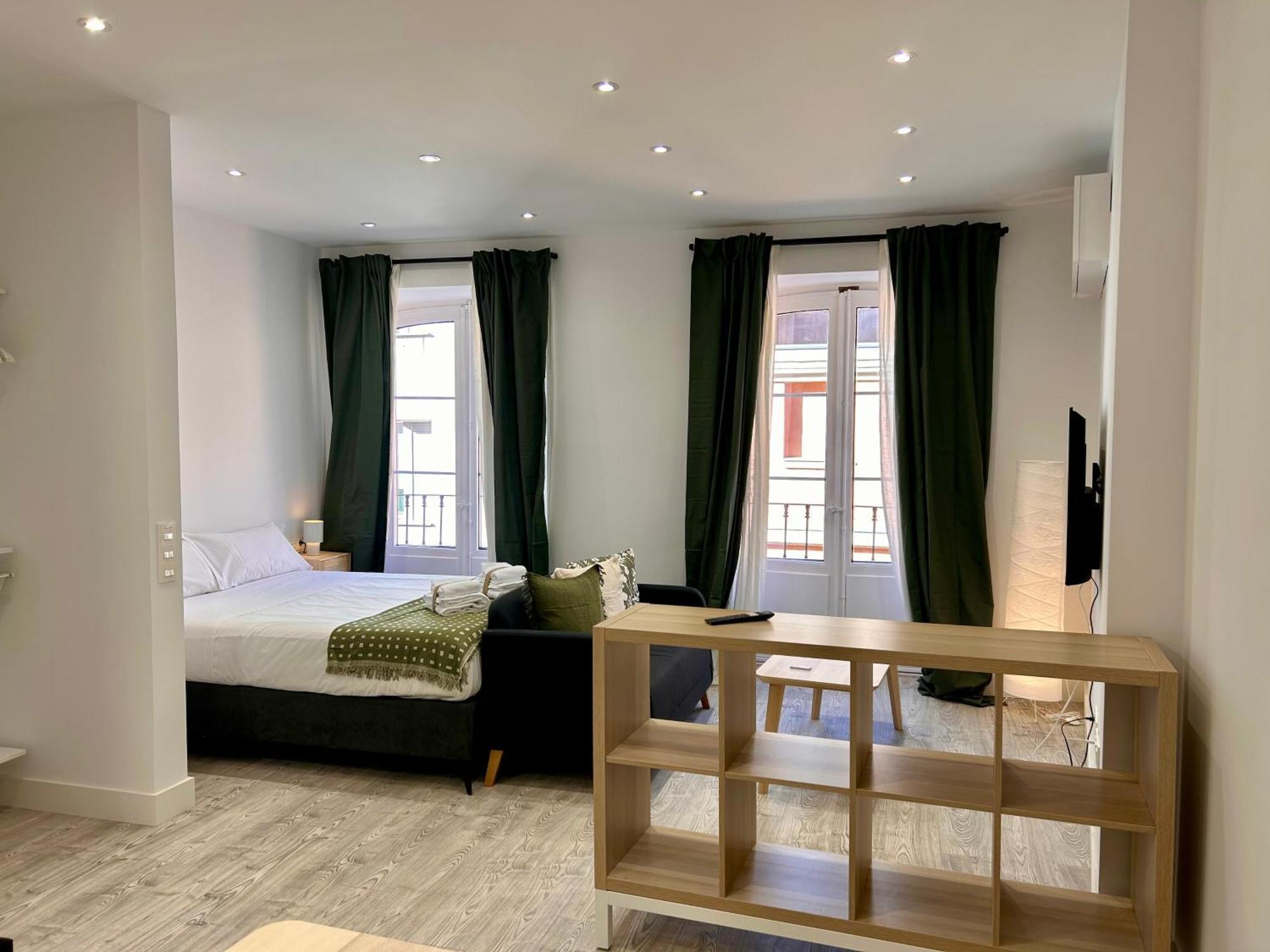 Insidehome Ciudad Del Cine Valladolid Zewnętrze zdjęcie