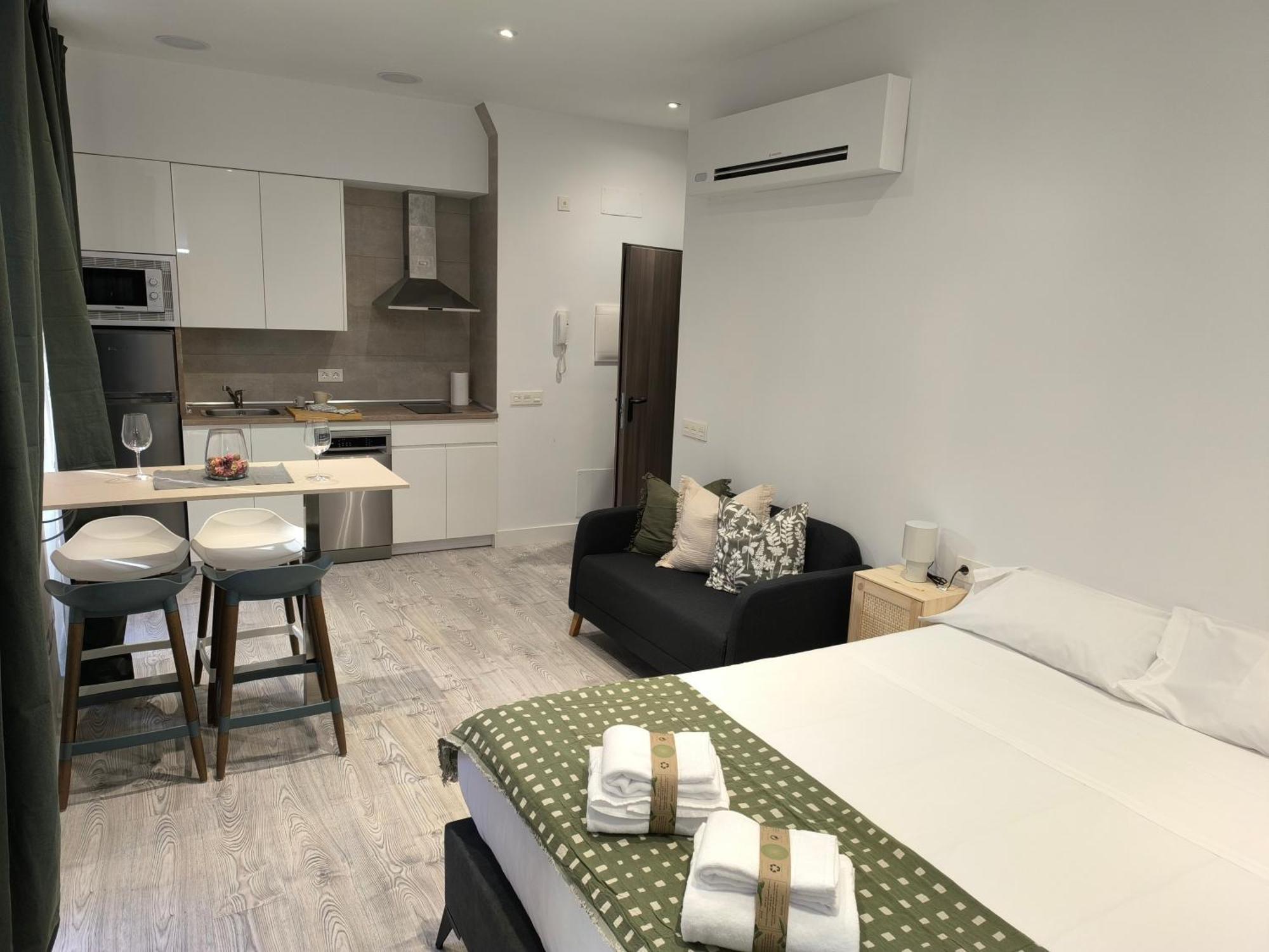 Insidehome Ciudad Del Cine Valladolid Zewnętrze zdjęcie